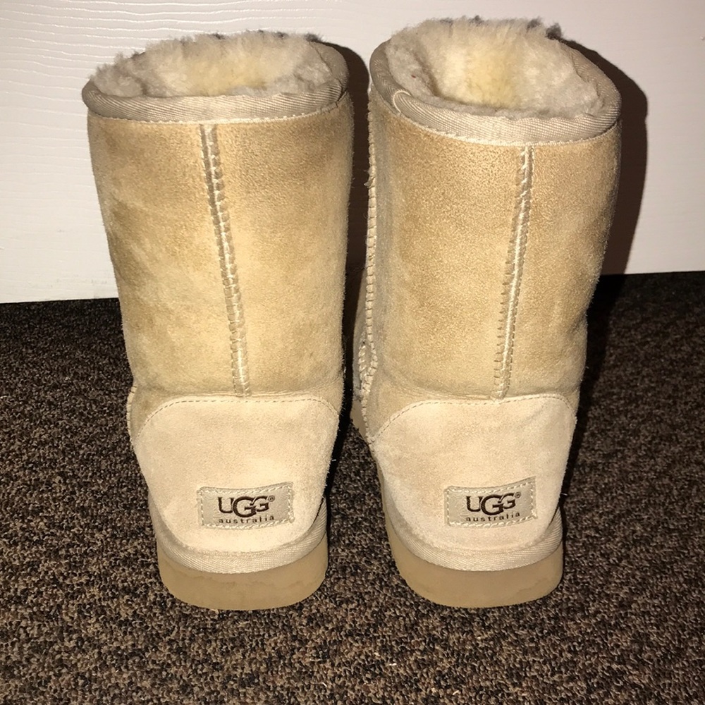 Ugg classic short